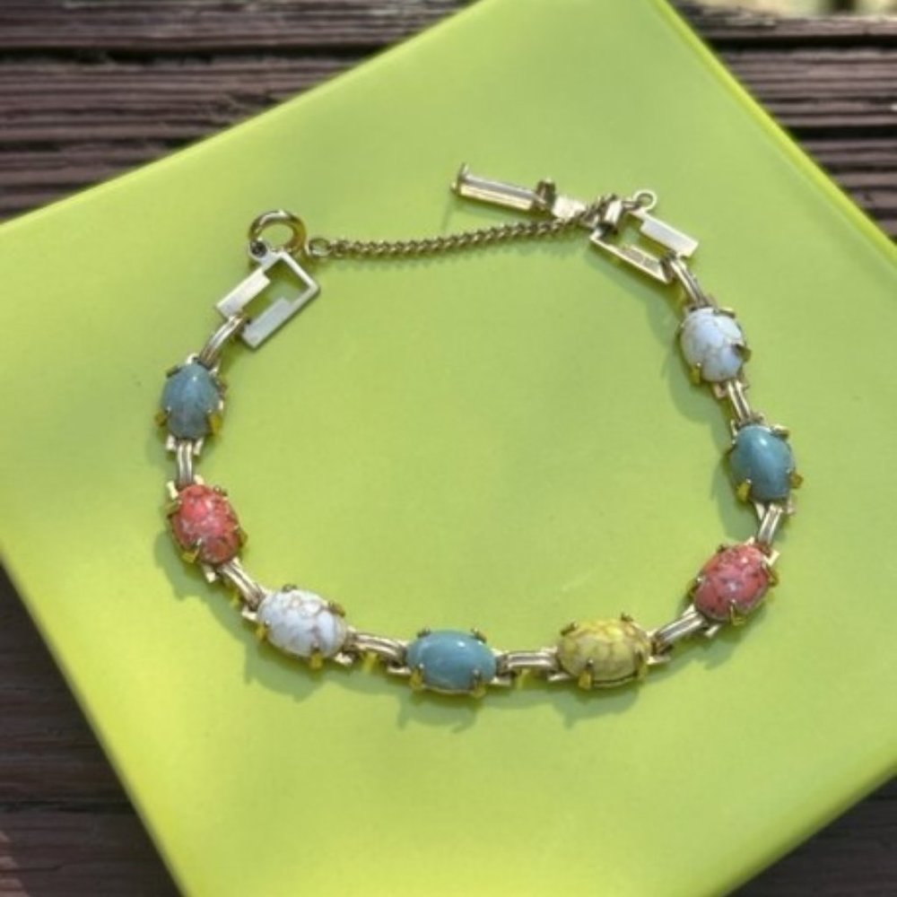 VTG Gold Tone Link Bracelet with Faux Gemstone & Safety Chain